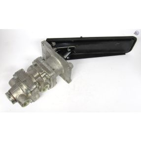 317530071R - Liaz Taposófékszelep csavaros felújított